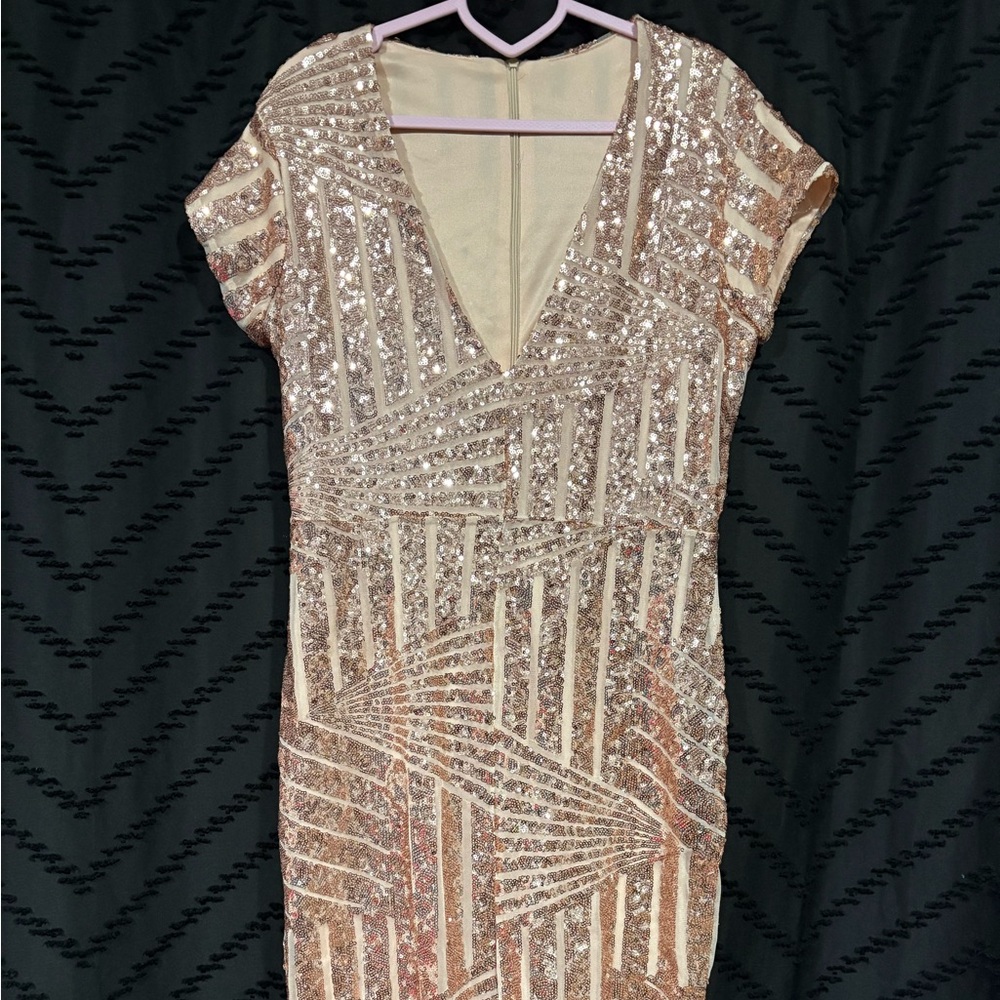 Women's Sequined V-Neck Rose Gold Cocktail Dress